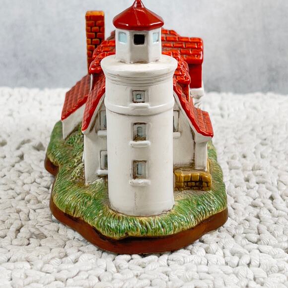 Point Betsie Lighthouse Lefton China Hand Painted 1997 #11521 Lake Michigan - Picture 5 of 13
